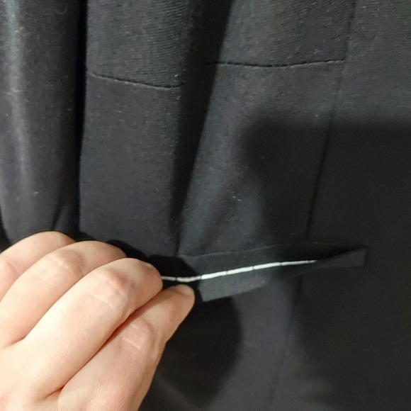 NWT Torrid Black Ponte Collarless Blazer in Size 6 / 30 - Picture 8 of 14